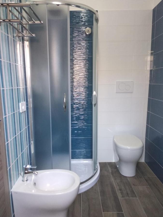 פיצו B&B Domus Piedigrotta מראה חיצוני תמונה