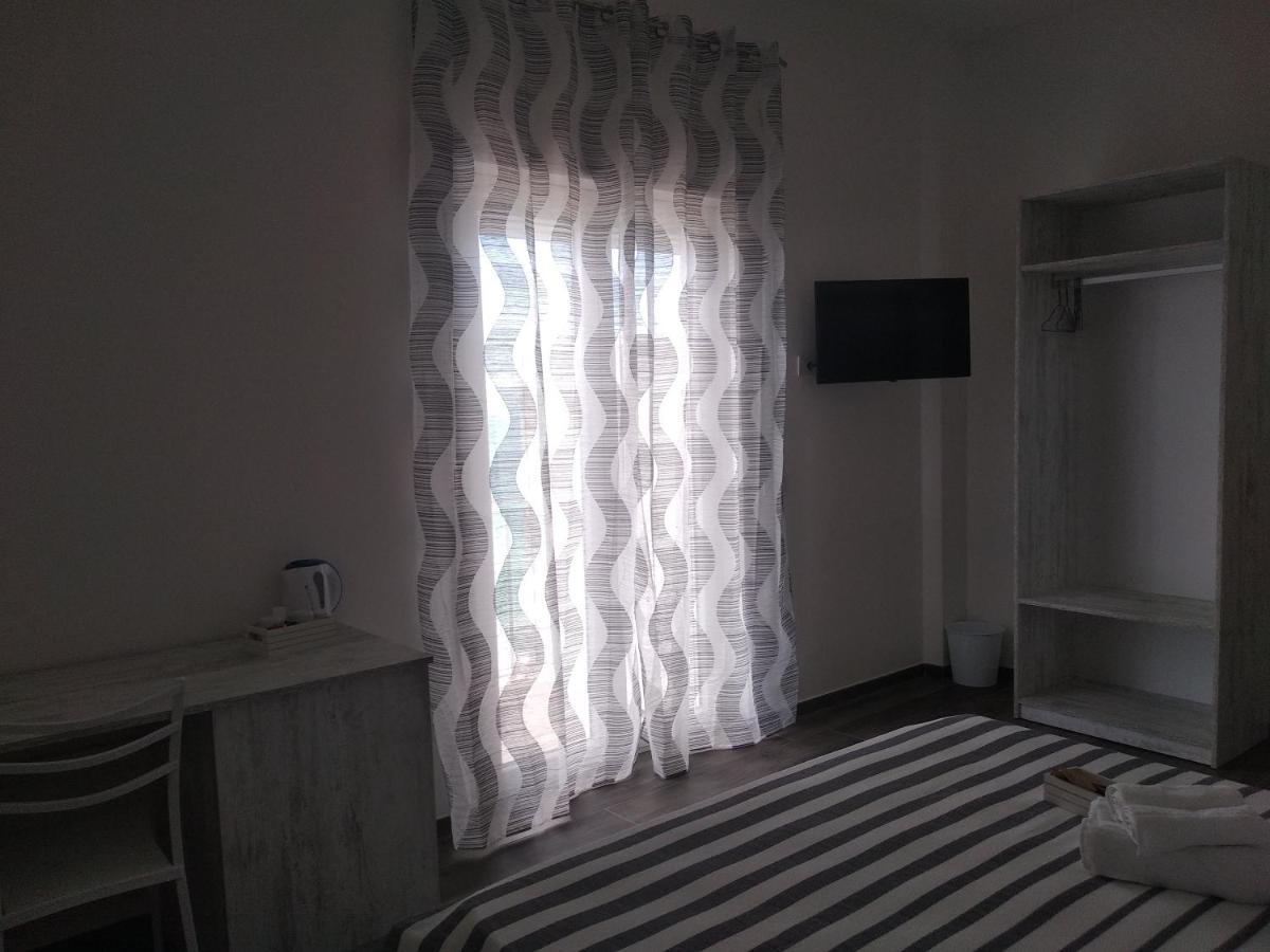 פיצו B&B Domus Piedigrotta מראה חיצוני תמונה