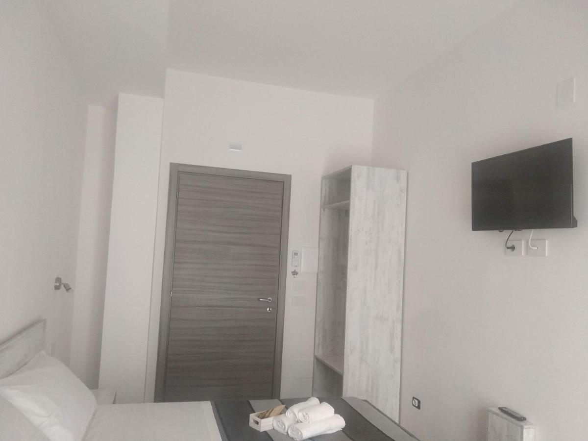 פיצו B&B Domus Piedigrotta מראה חיצוני תמונה